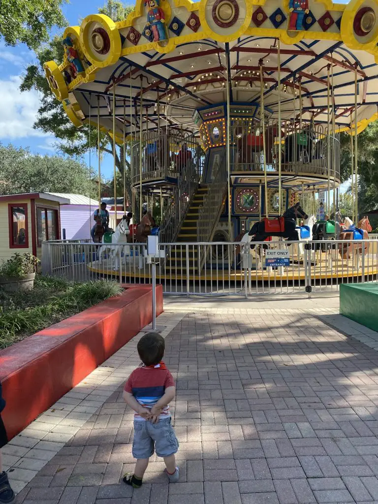 grand carousel legoland