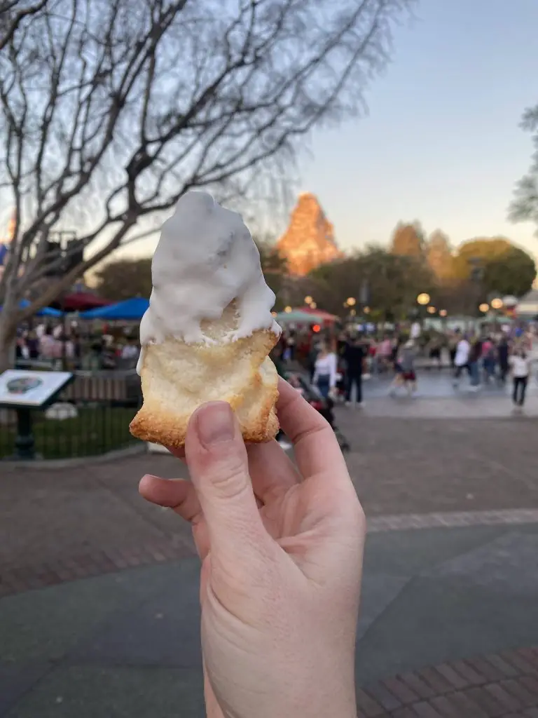 matterhorn macaroon